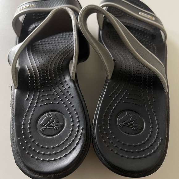 Crocs Women’s Double-Strap Slide Sandals Black/Gray Comfort Wedge Slip-On Size 7 - Picture 5 of 6